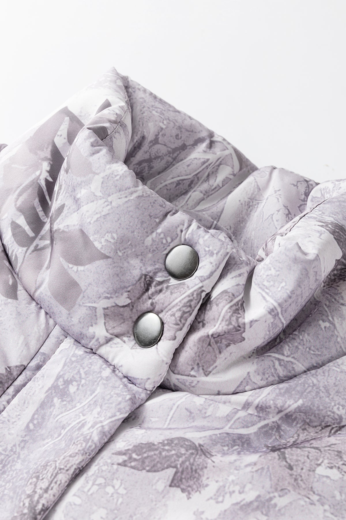 Gray Camo Leaf Print Winter Puffer Vest