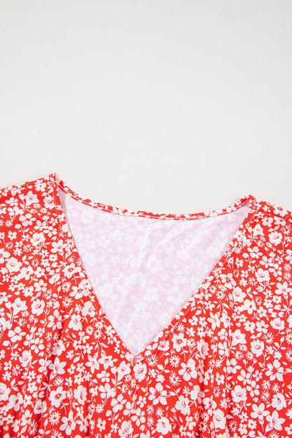 Chemisier rouge à fleurs grande taille, col en V, manches évasées et bracelet