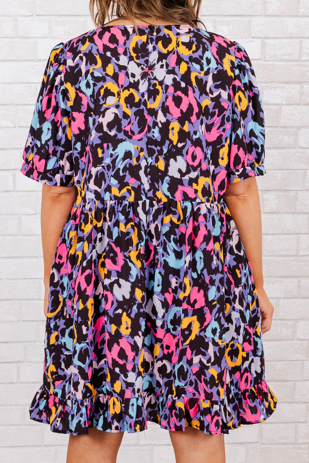 Mini-robe grande taille à volants et col en V, imprimé léopard violet