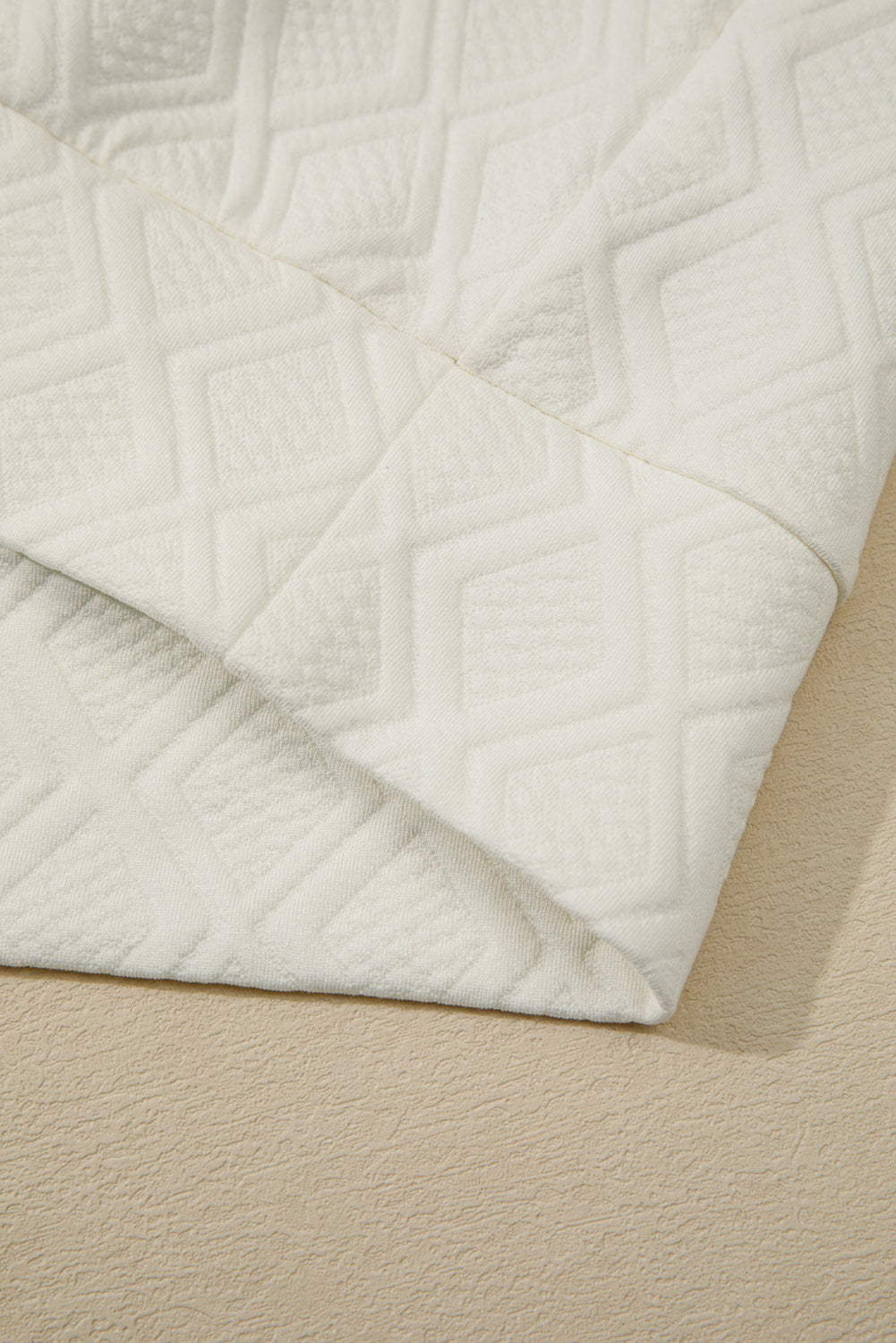 Beige Plus Size Rhombus Texture Contrast Striped Collar Baggy Sweatshirt