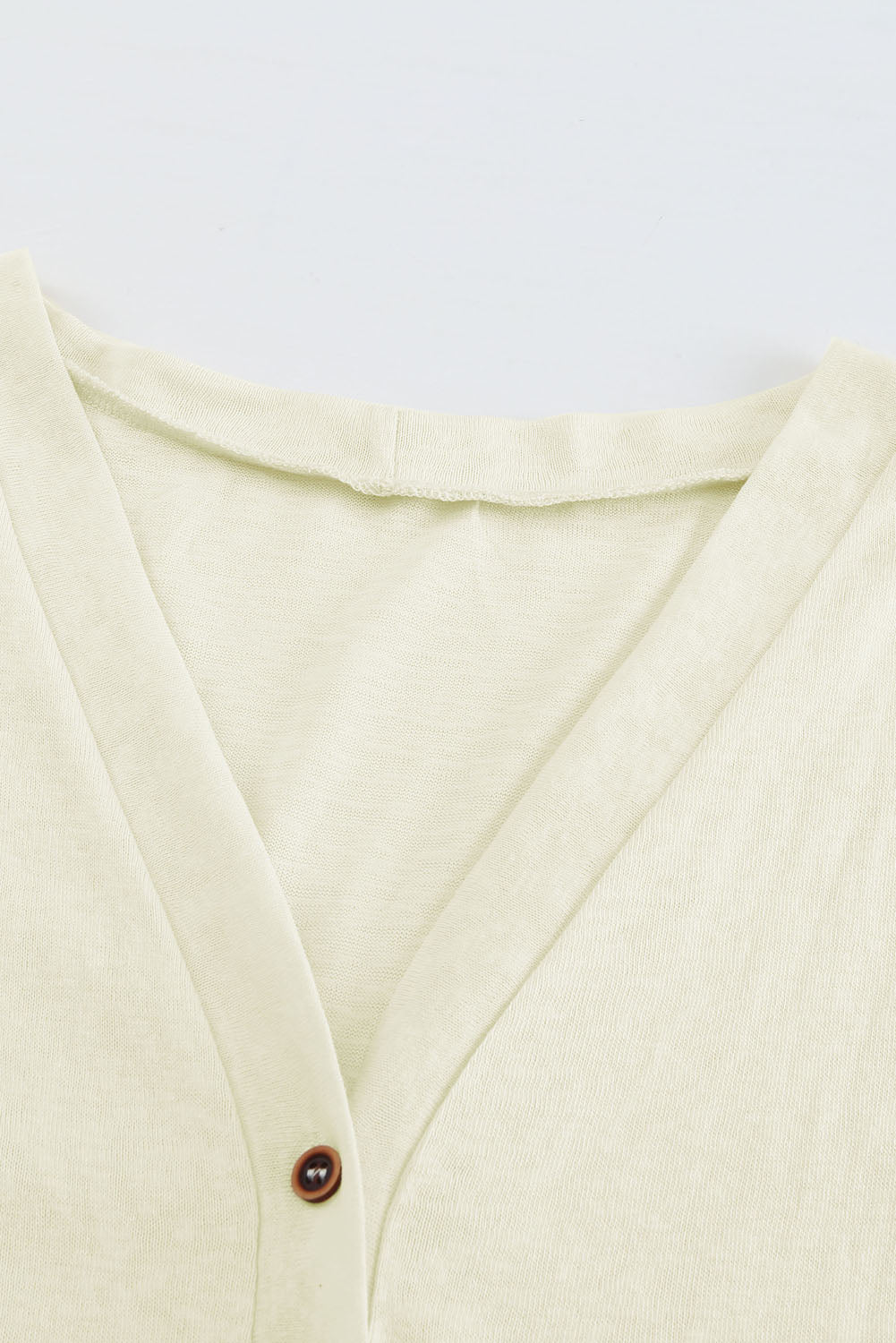 Cardigan ouvert à boutons de couleur unie beige