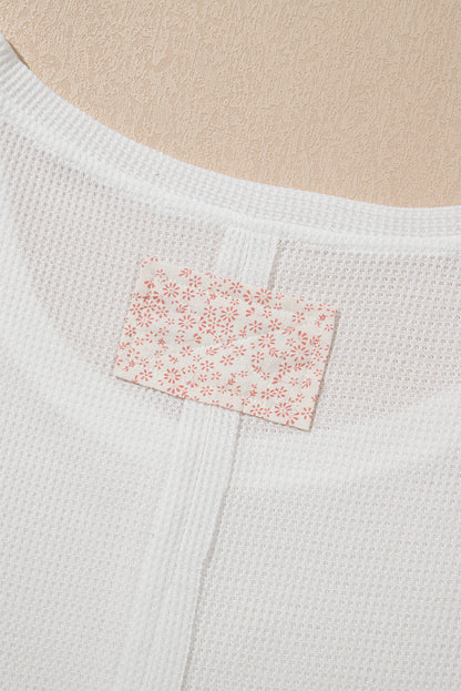 Débardeur blanc uni en tricot gaufré à demi-boutons