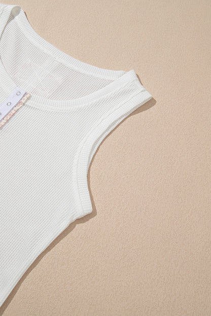 Débardeur blanc uni en tricot gaufré à demi-boutons