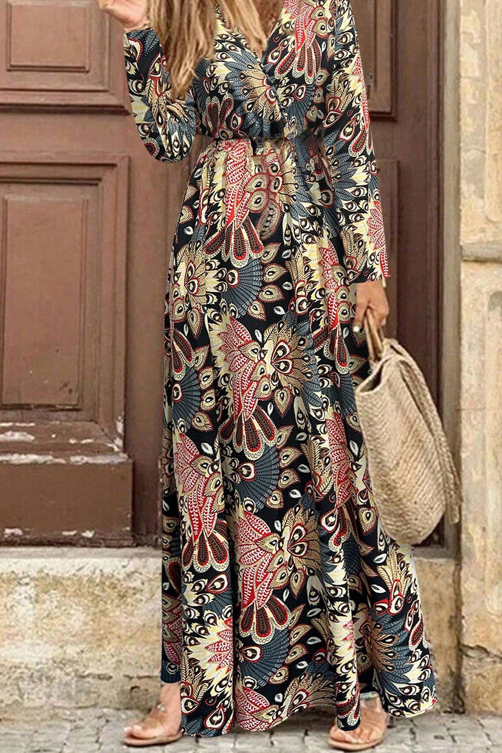 Robe longue noire à imprimé floral, col en V, taille haute