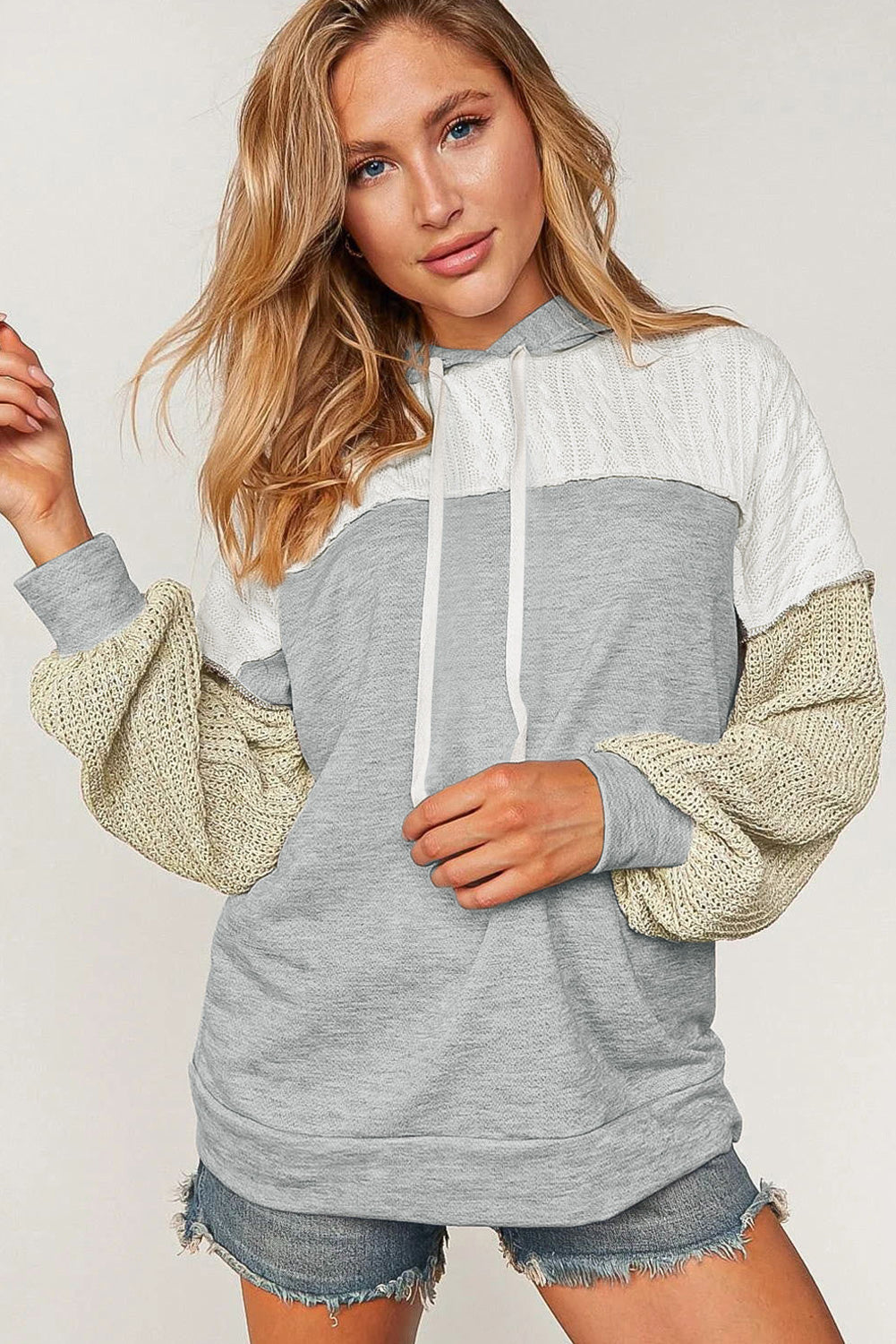Sweat à capuche patchwork gris colorblock 