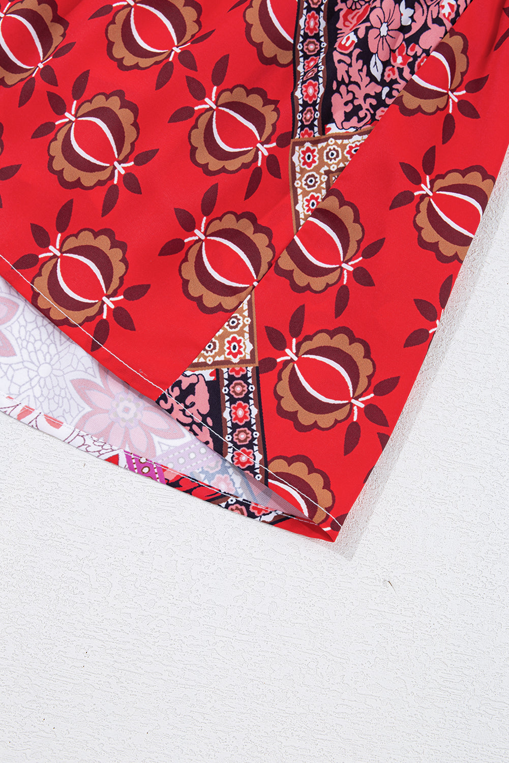 Robe grande taille à manches longues, col en V, lacets, imprimé floral, rose et bleu