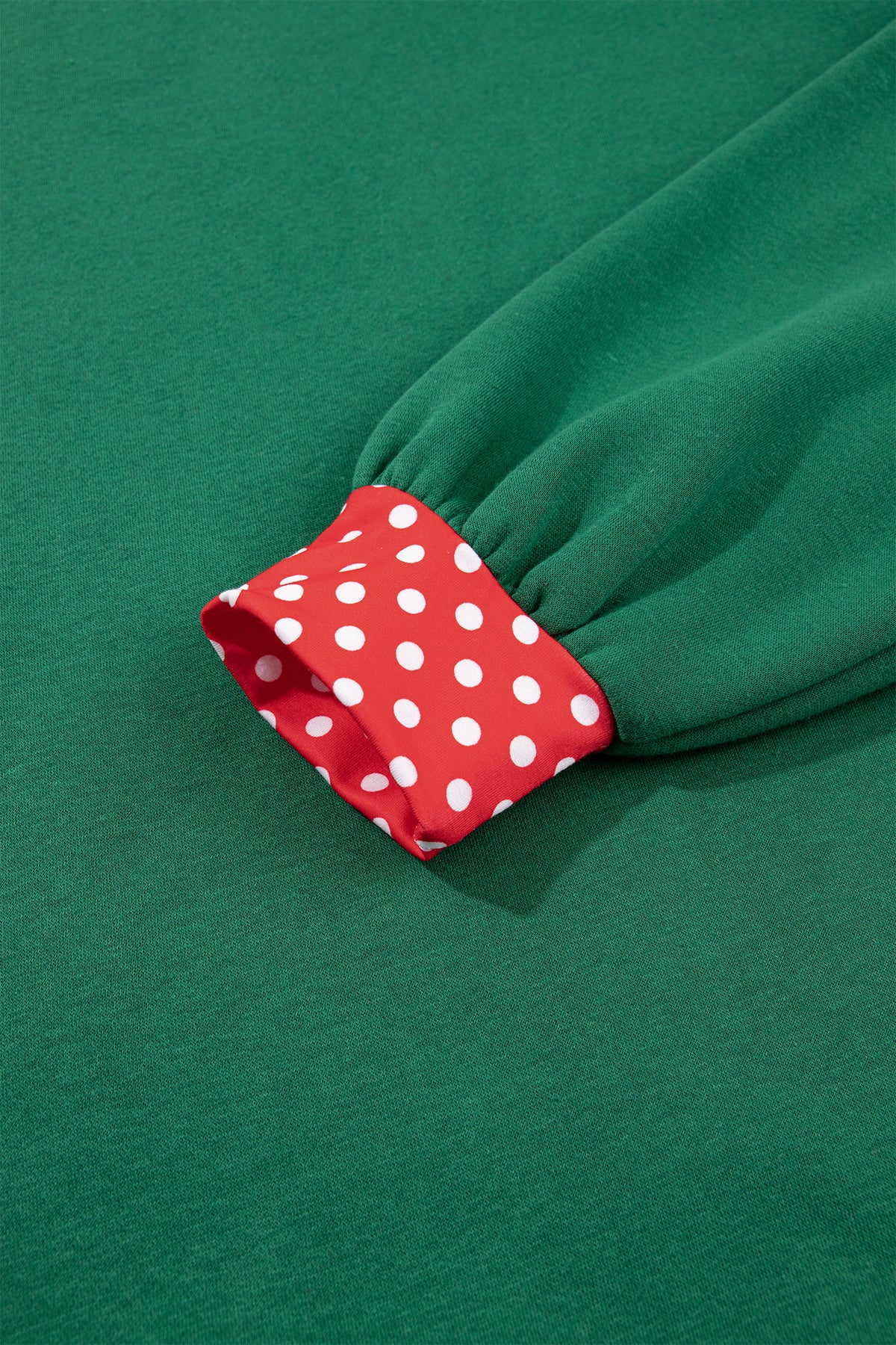 Evergreen Polka Dot Trim Baggy Pullover 2pcs Short Set