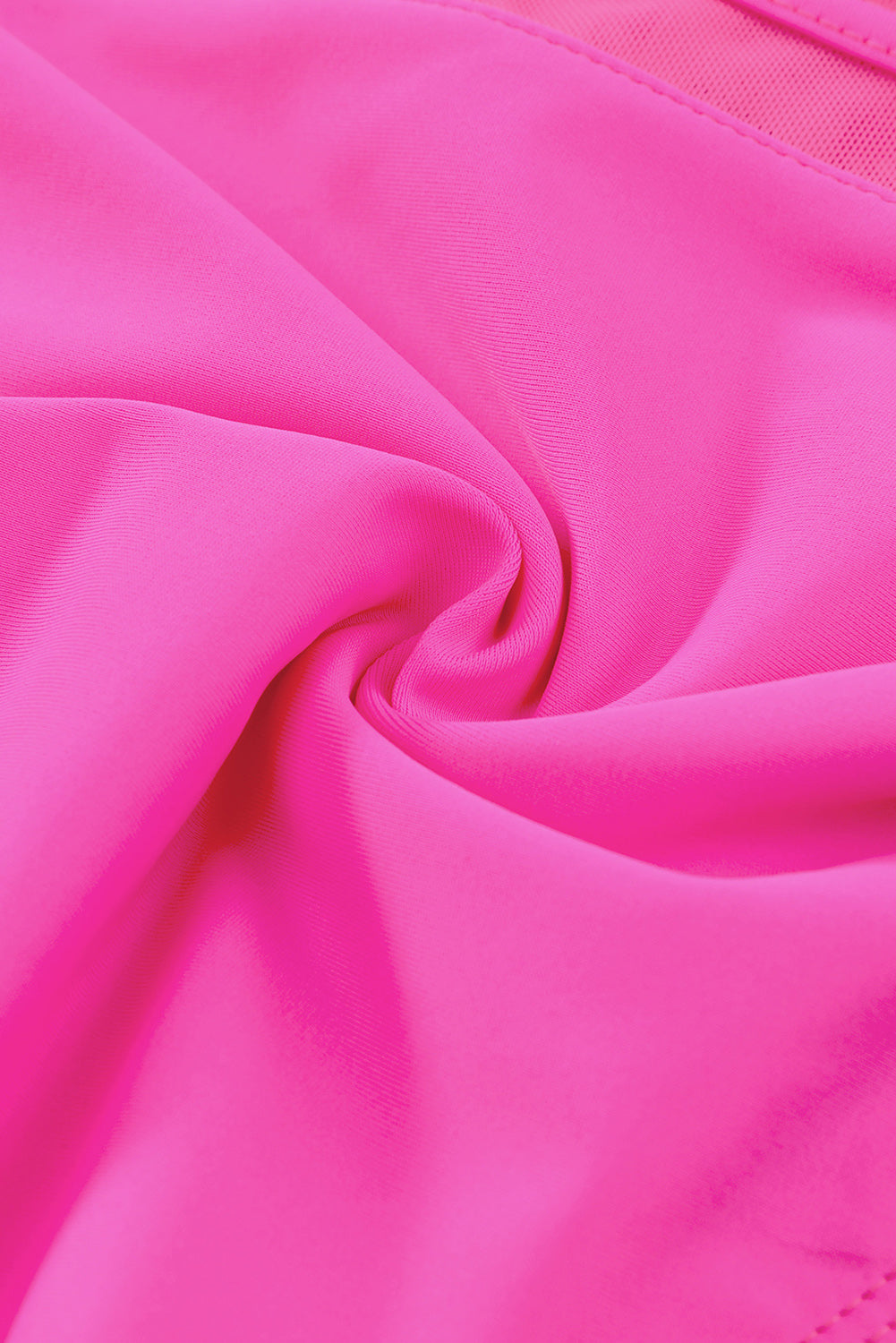 Bikini festoneado de cintura alta entrecruzado