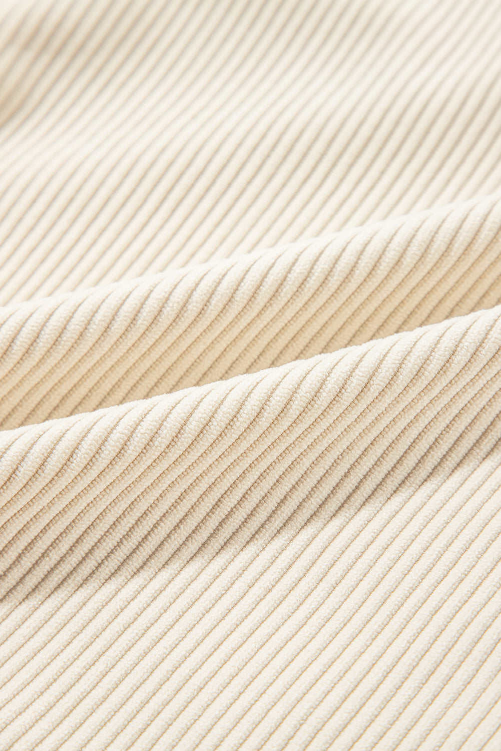 Veste-chemise à capuche surdimensionnée en velours côtelé beige contrasté