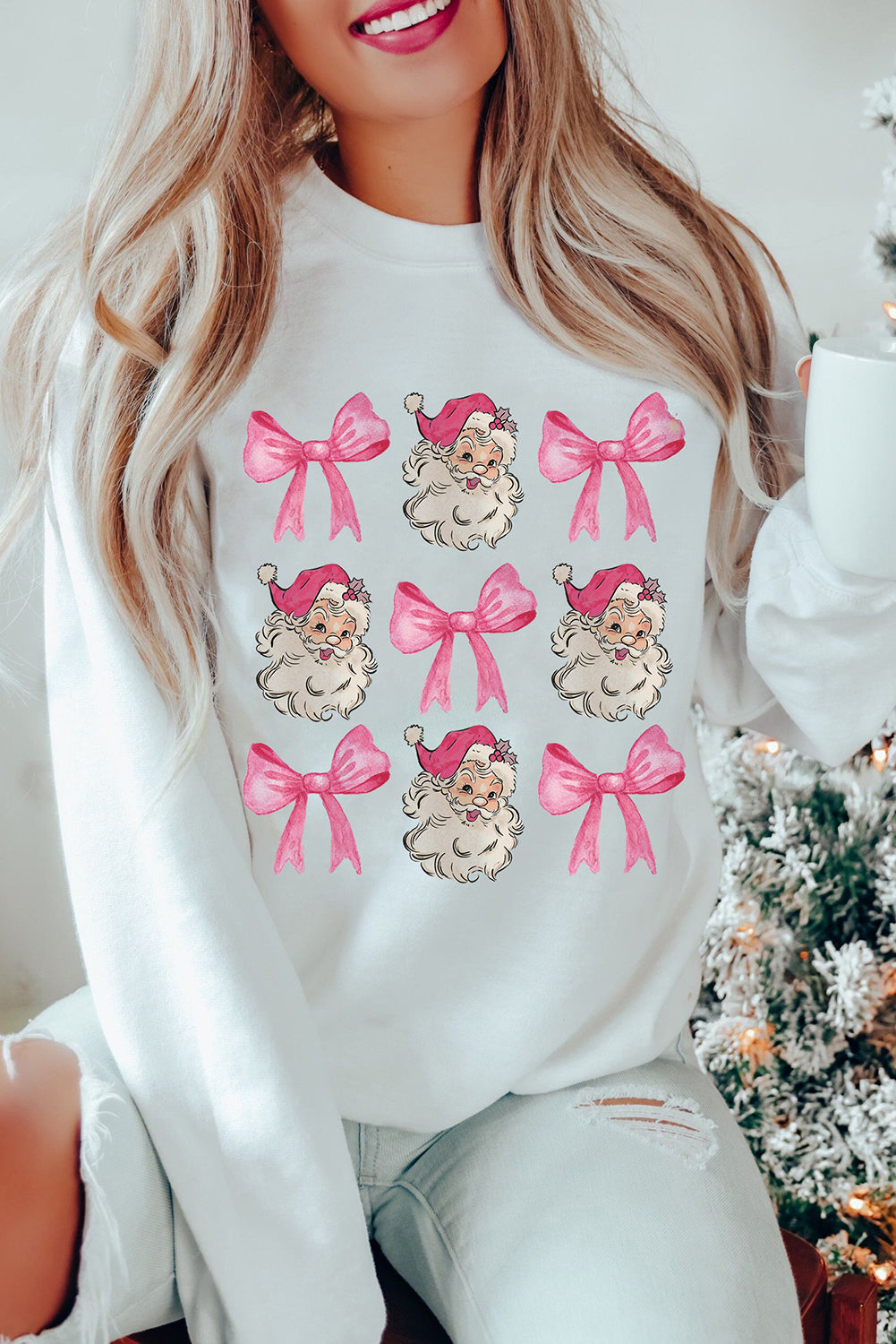 Sweat-shirt de Noël beige à motif nœud papillon Père Noël