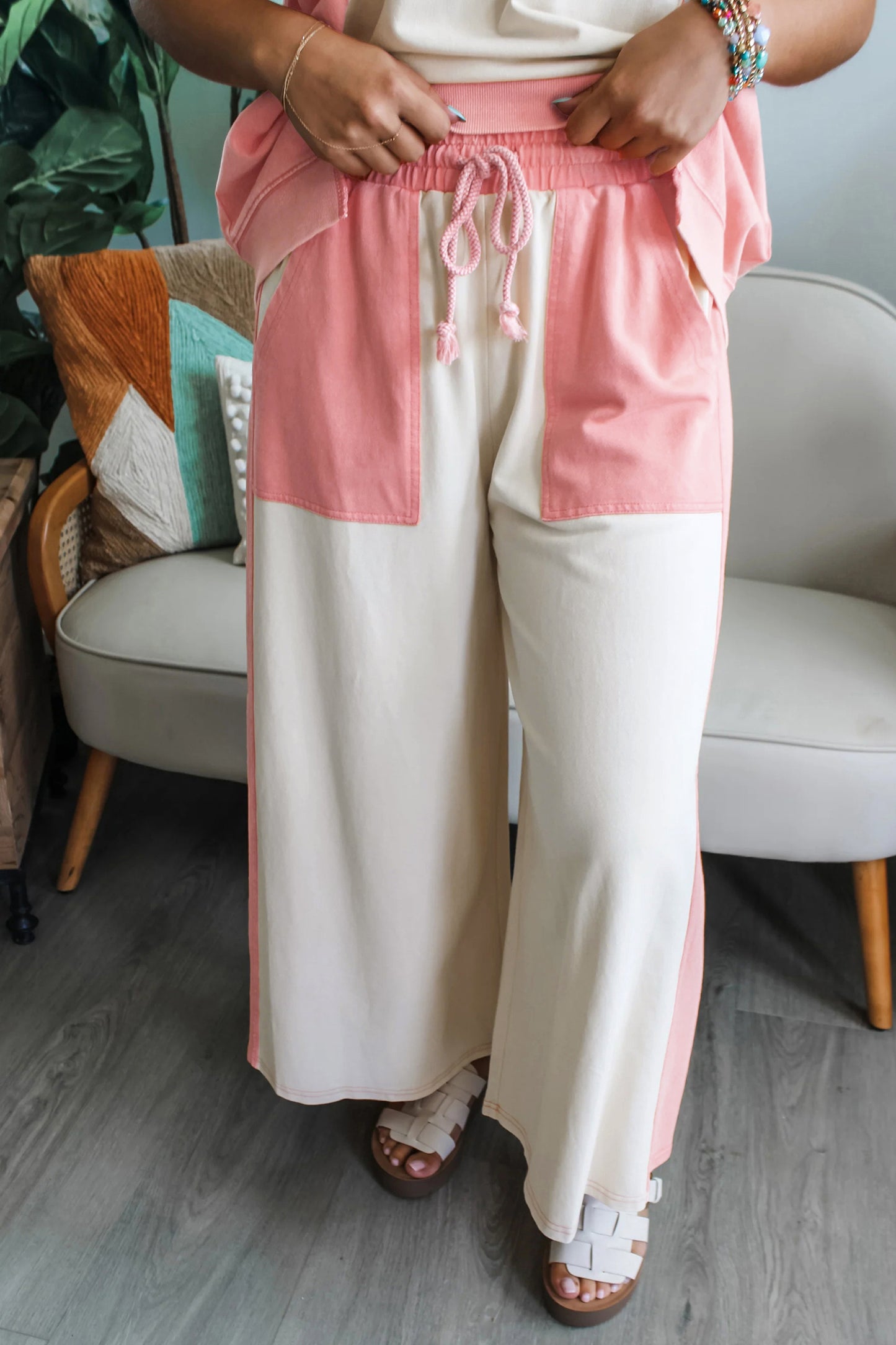 White Two-tone Color Block Patchwork Tee Drawstring Loose Pant Set