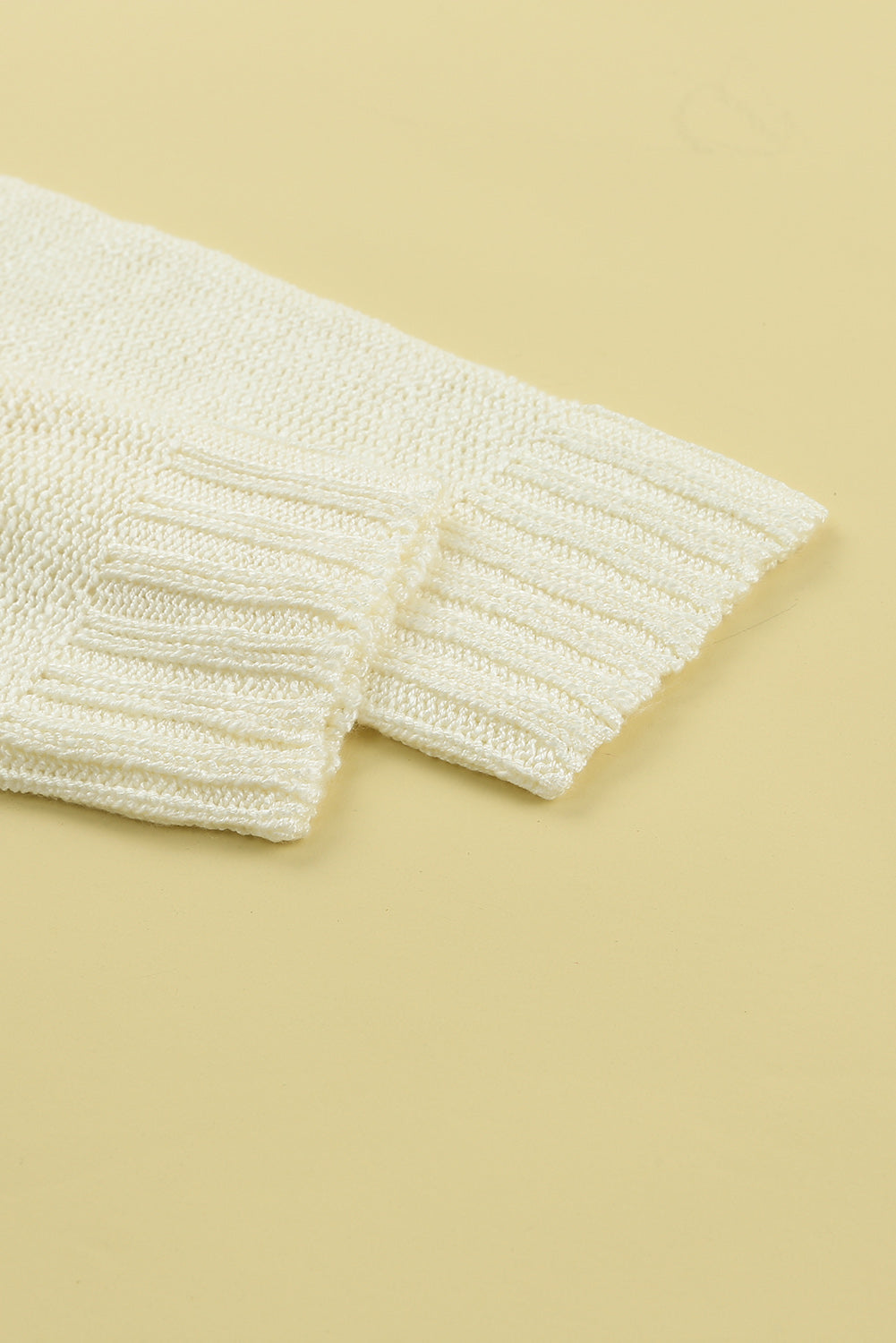 Pull beige à rayures et chevrons à épaules tombantes