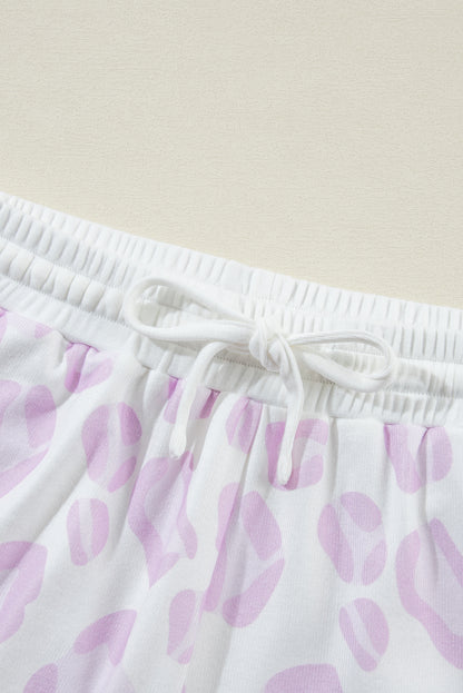 Ensemble de détente avec pull et short à imprimé animal léopard rose