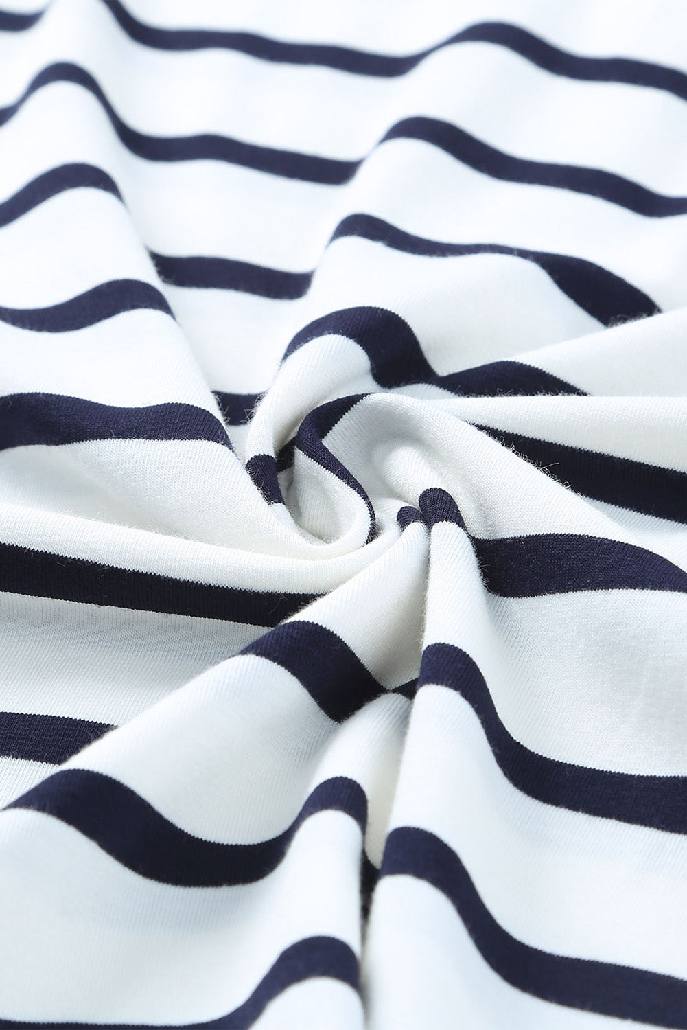 Top henley con botones a rayas y manga larga