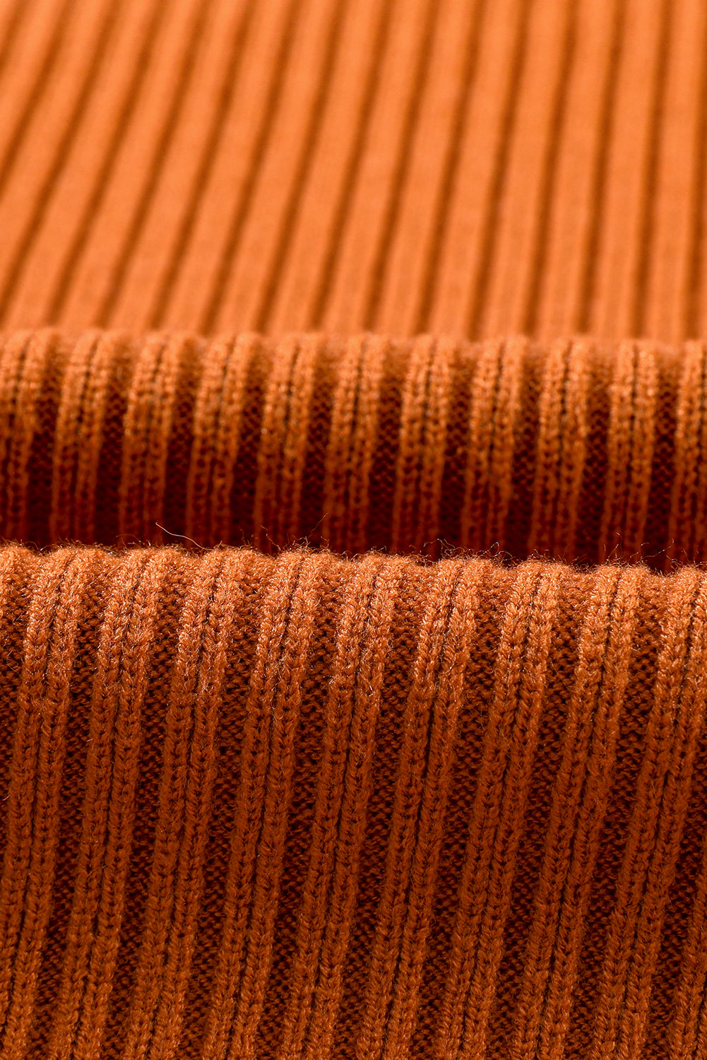 Pull à manches courtes en tricot côtelé vert noirâtre avec poches plaquées