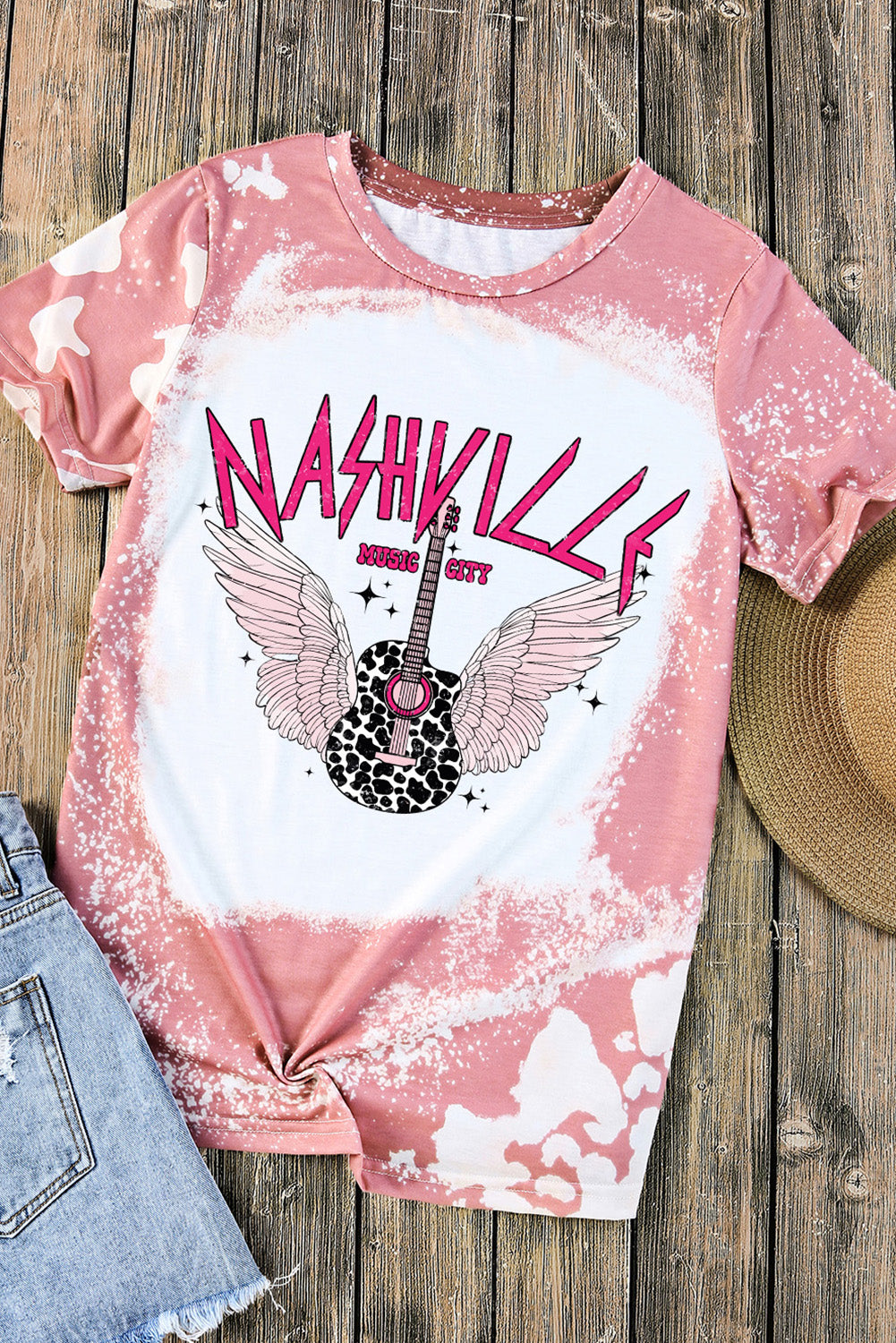 T-shirt graphique à imprimé léopard délavé « Love Always Heart »