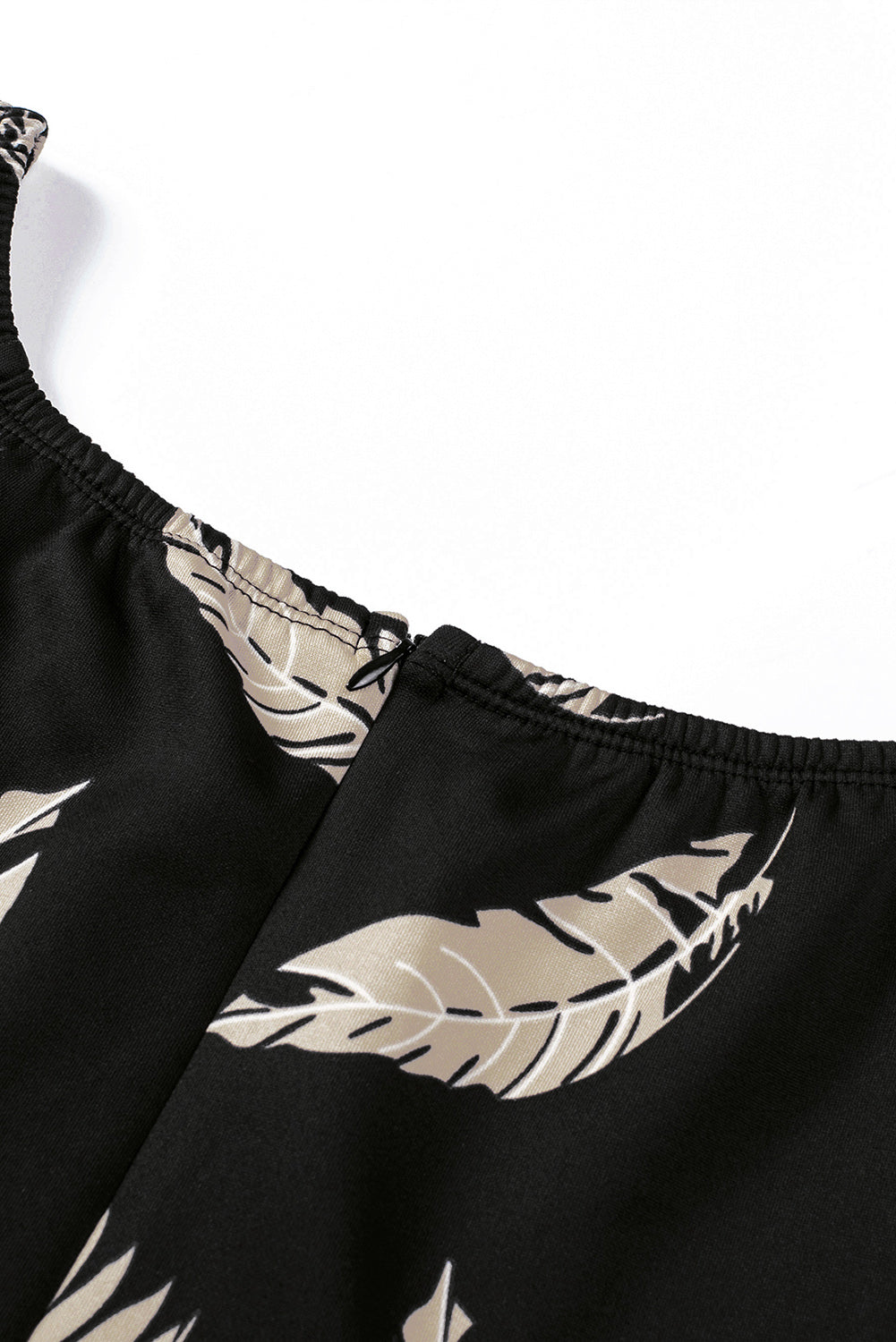 Robe mi-longue moulante fendue à épaules dénudées et imprimé floral bleu foncé