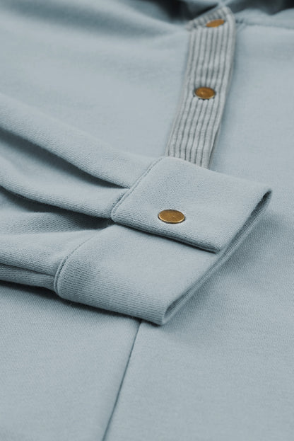 Sweat à capuche Henley surdimensionné avec poches latérales et patchwork de roses