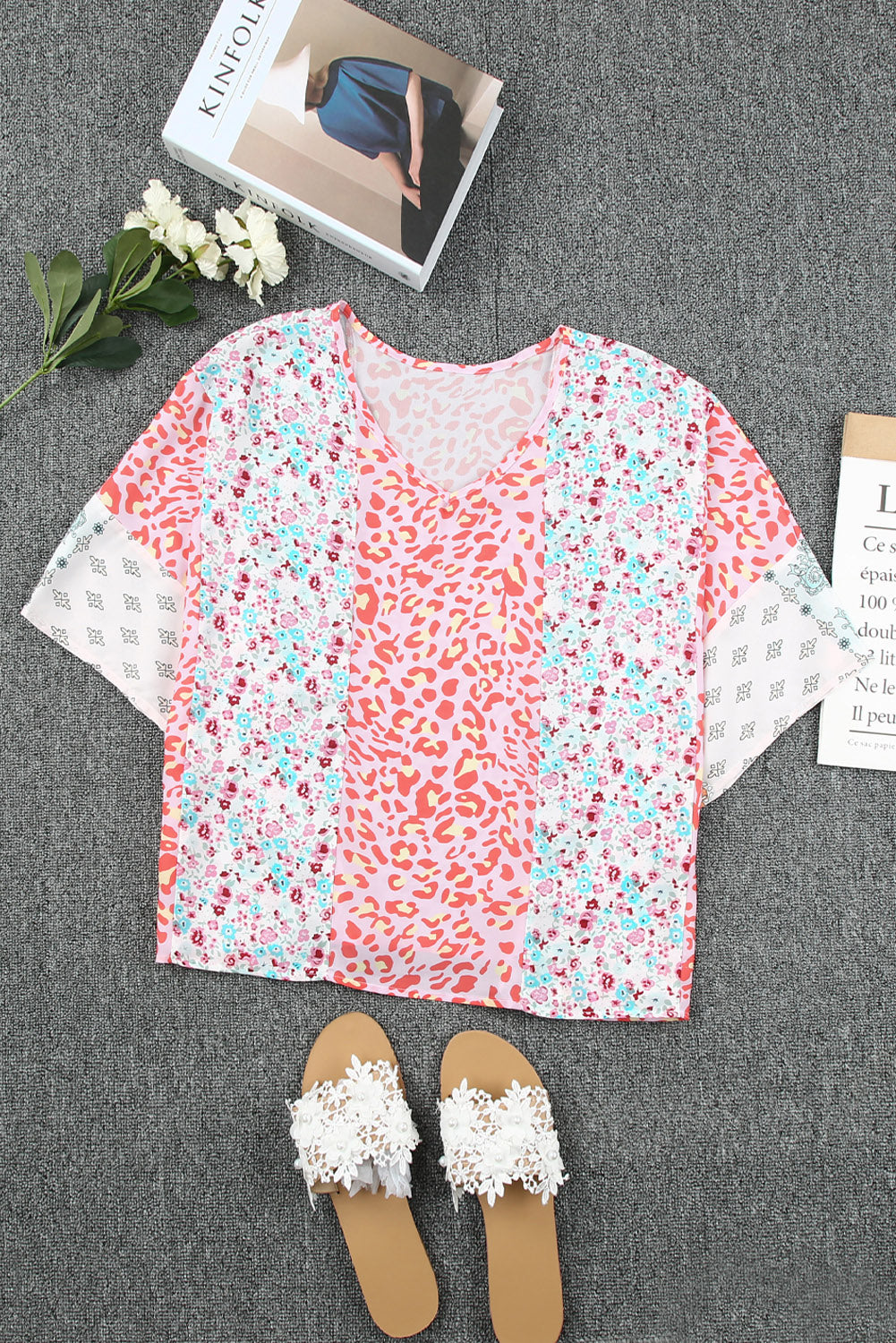 Haut cape multicolore à imprimé animal et floral