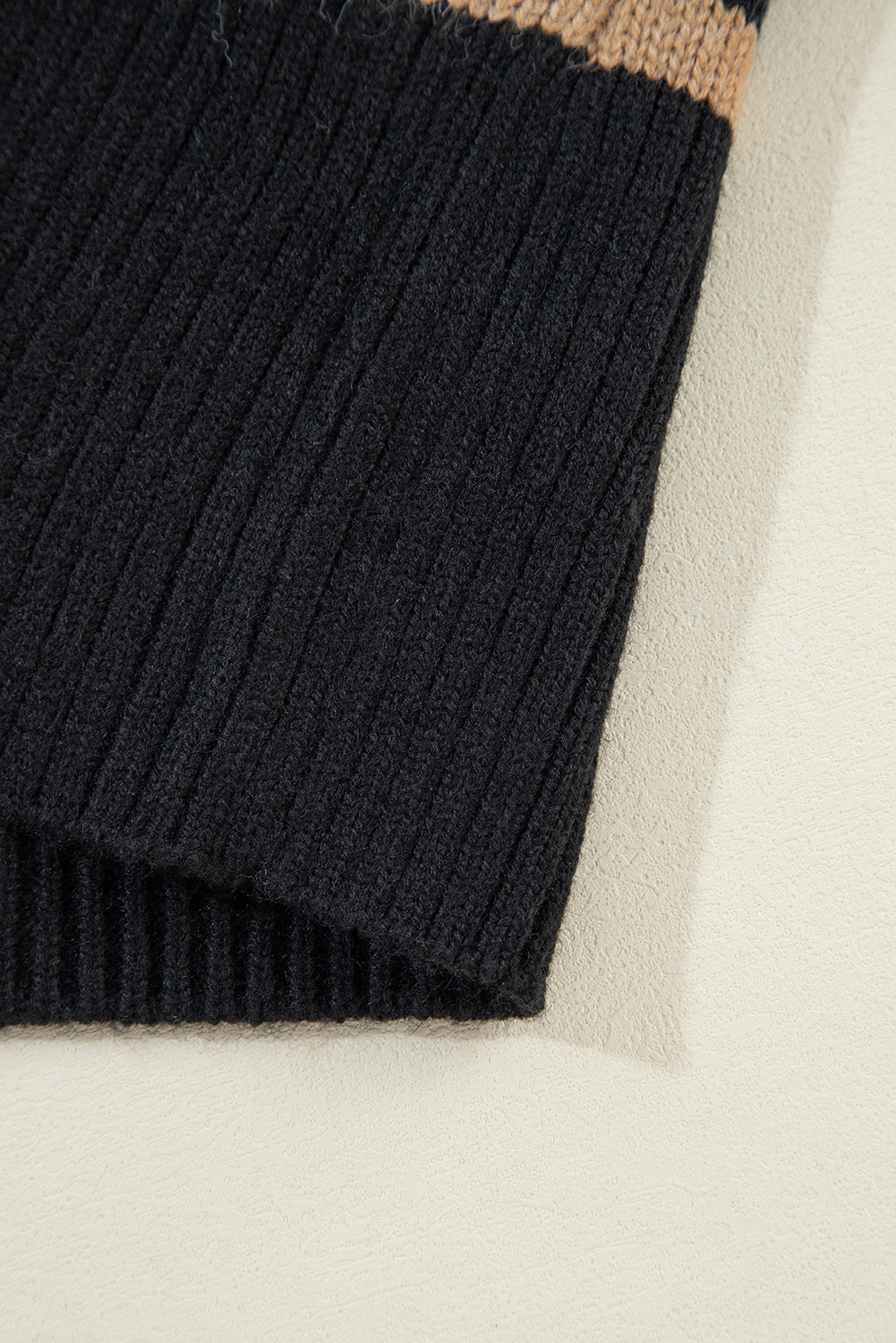 Cardigan ample à rayures noires, col en V, boutonné, épaules tombantes