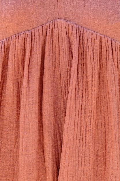 Minivestido babydoll enrollable de manga corta con cuello en V