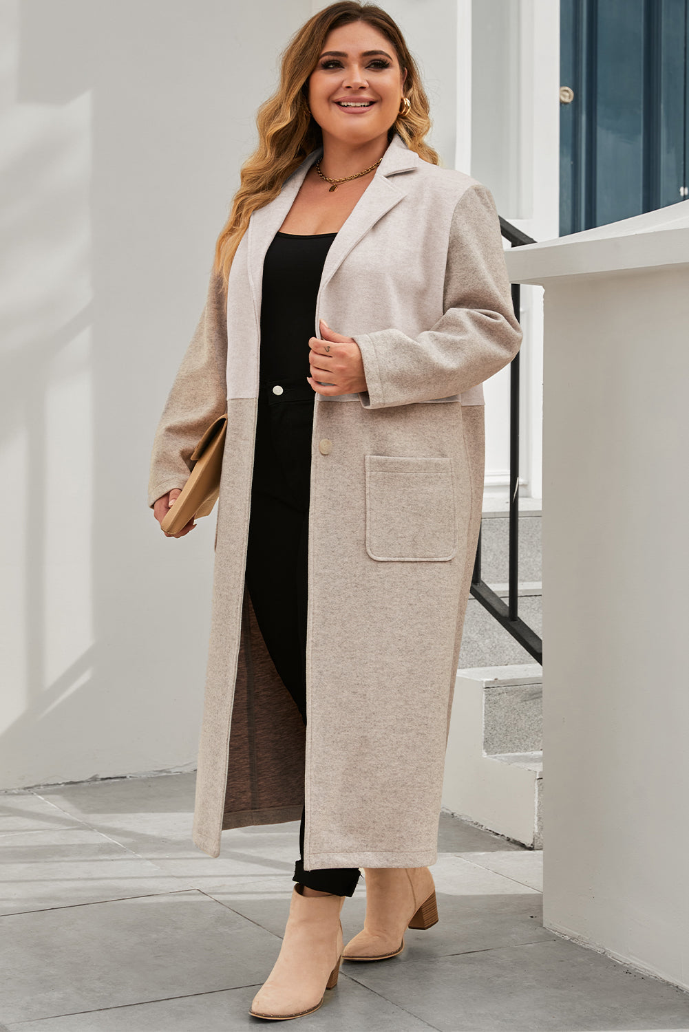 Manteau long kaki grande taille à col à revers et blocs de couleurs 