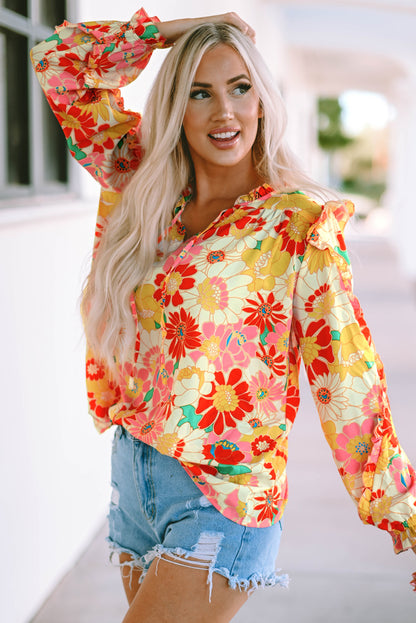 Top floral con mangas acampanadas y cuello levantado multicolor