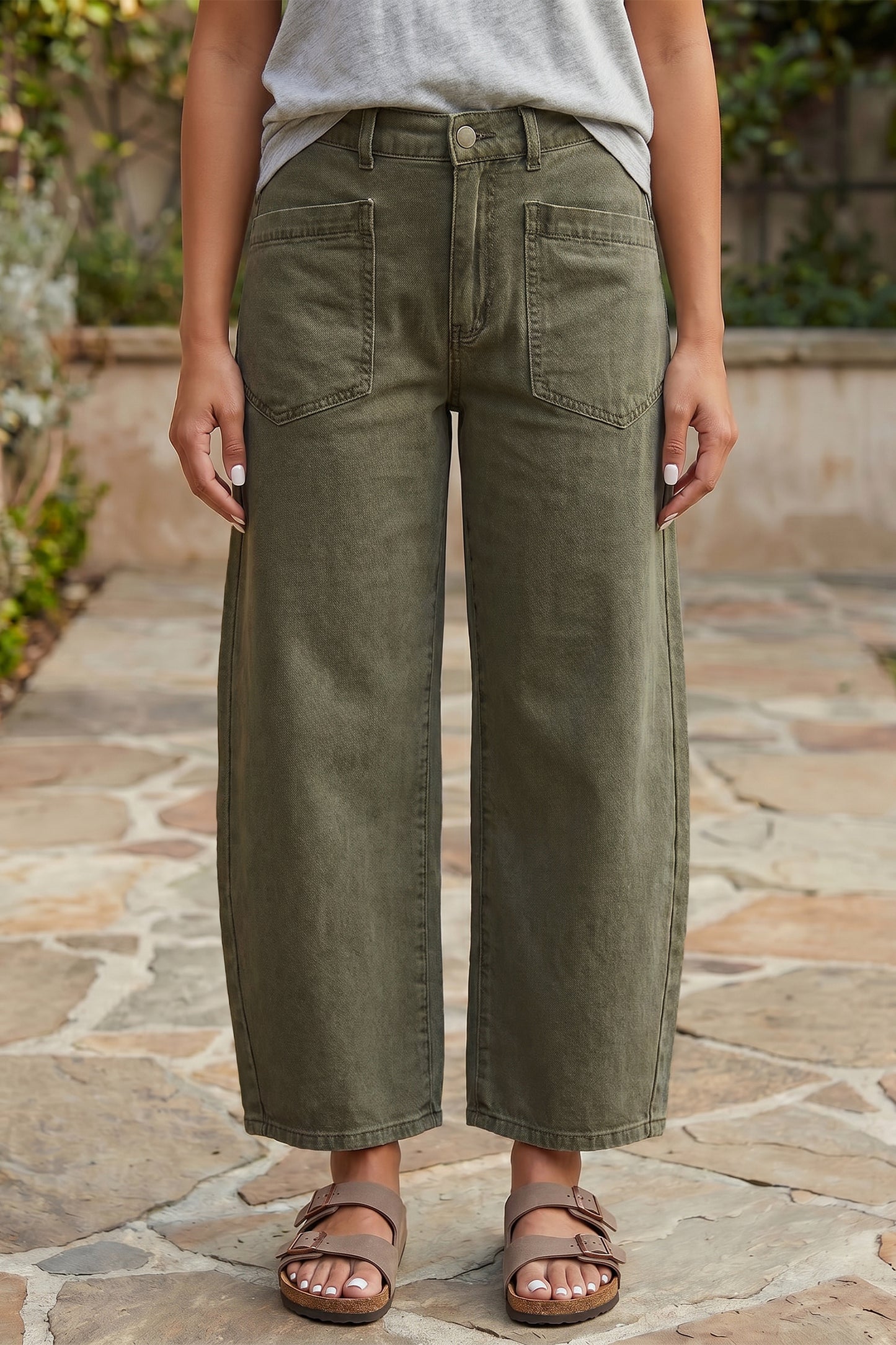 Coffee Solid Color Square Patch Pocket Ankle-length Barrel Jeans
