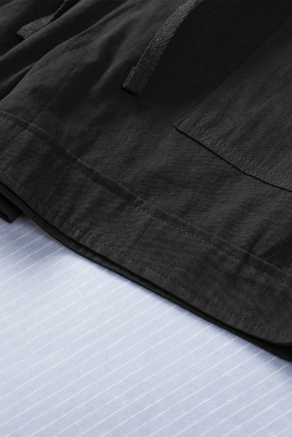 Short en Tencel à poches Strive