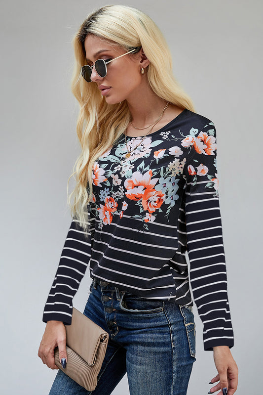 Top de manga larga con estampado floral a rayas
