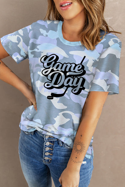 Camiseta con cuello redondo y abertura lateral de camuflaje