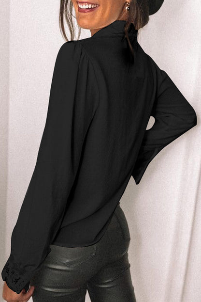 Chemise boutonnée à épissure de dentelle