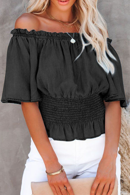 Top con hombros descubiertos y cintura fruncida 