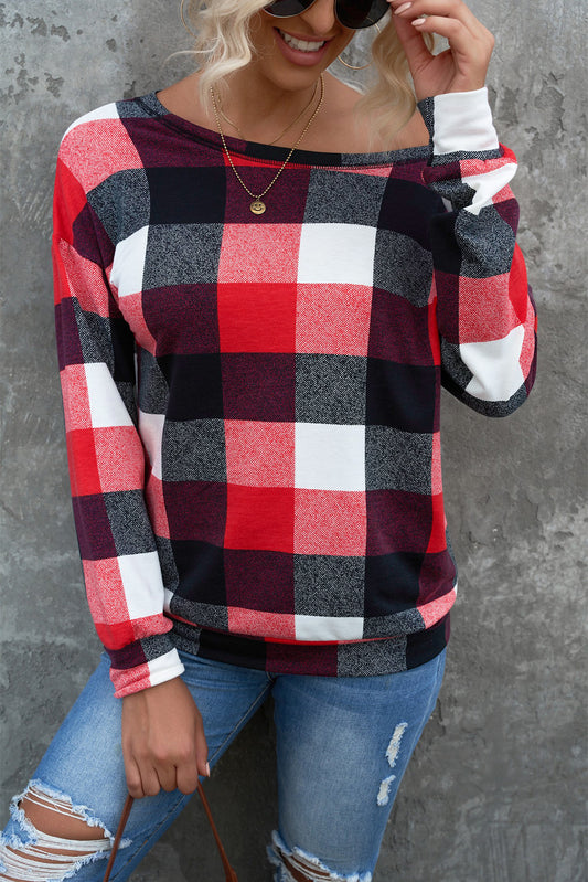 Top de manga larga a cuadros con cuello redondo