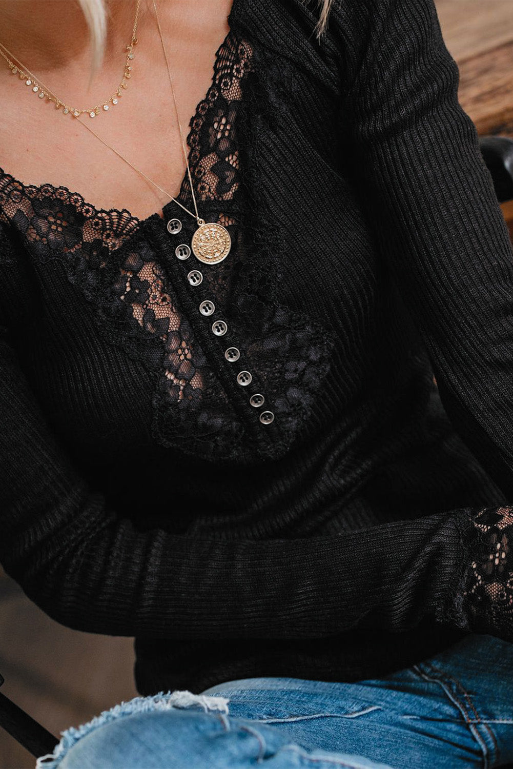 Haut à manches longues côtelé en patchwork de dentelle 