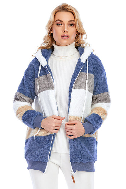 Abrigo sherpa con cremallera y bloques de color rojo vino con capucha 