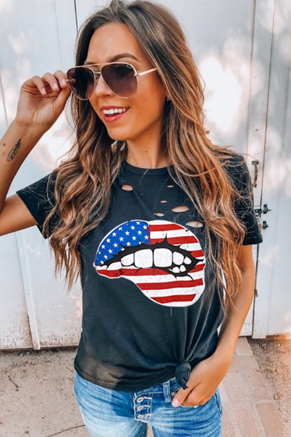 Distressed Crew Neck Leaves Pattern T-shirt