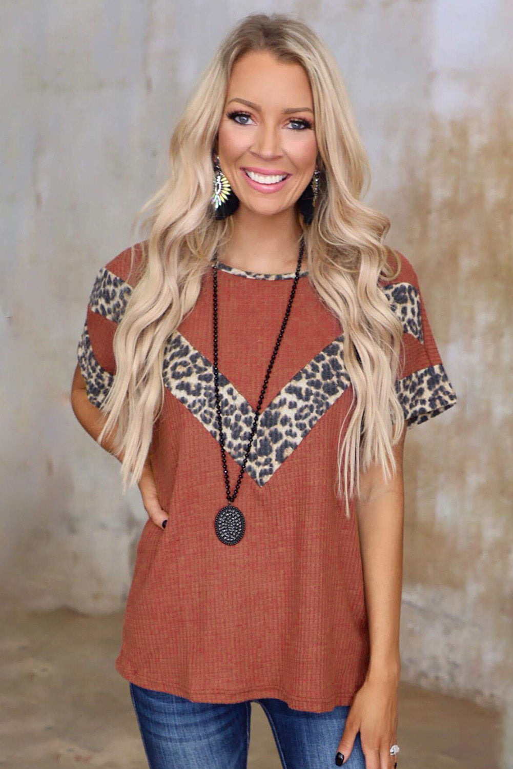 T-shirt à manches courtes en tricot gaufré à imprimé léopard