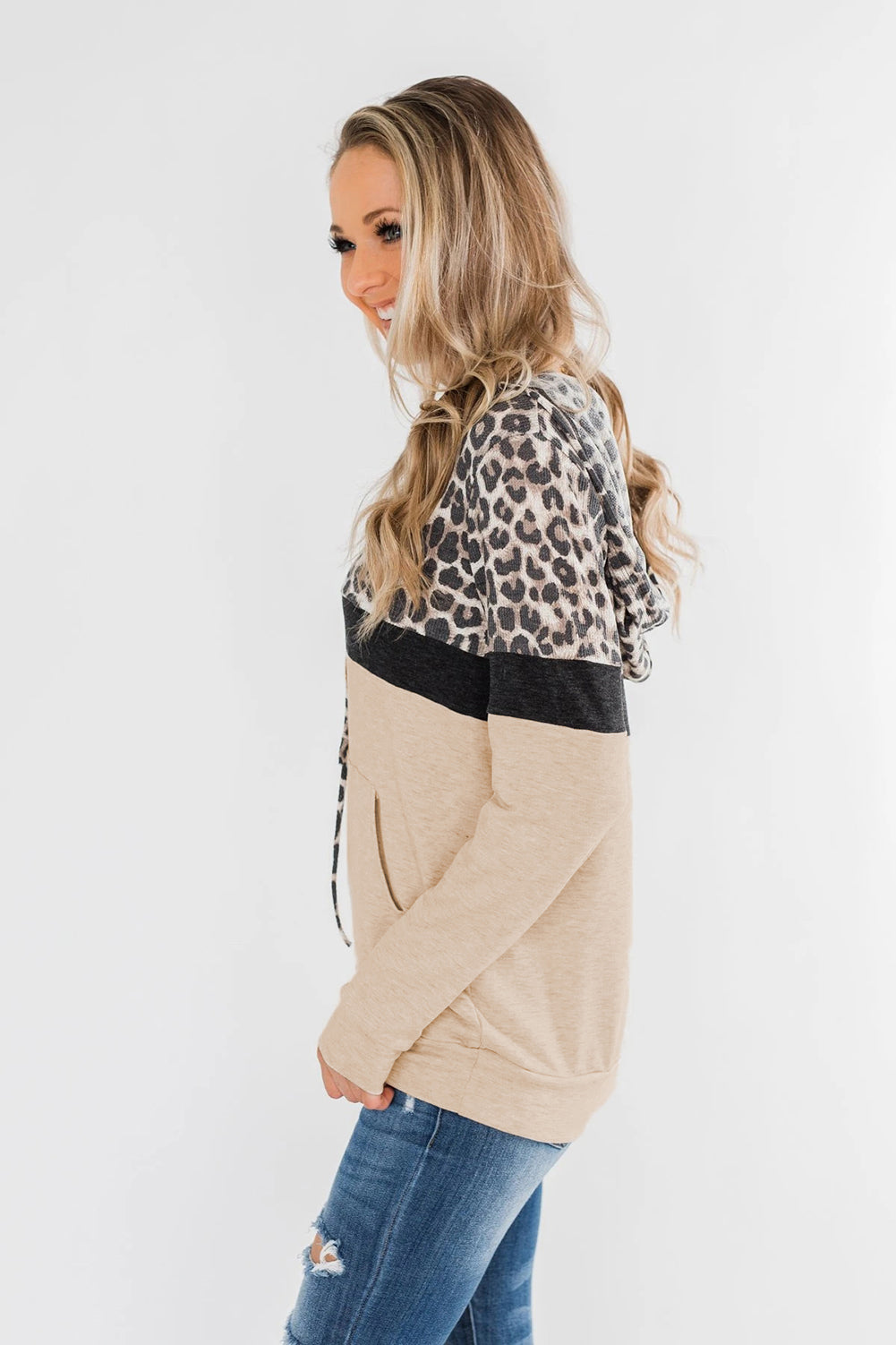 Sweat à capuche color block Into the Jungle 