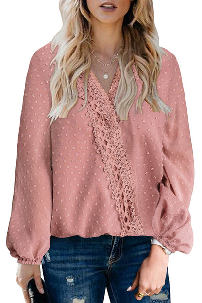 Blusa de manga larga abullonada cruzada con ribete de encaje de lunares suizos