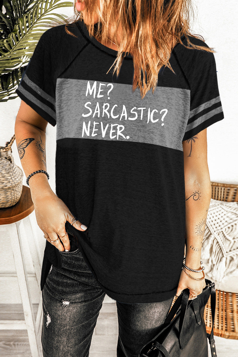 Camiseta con manga a rayas y bloques de color