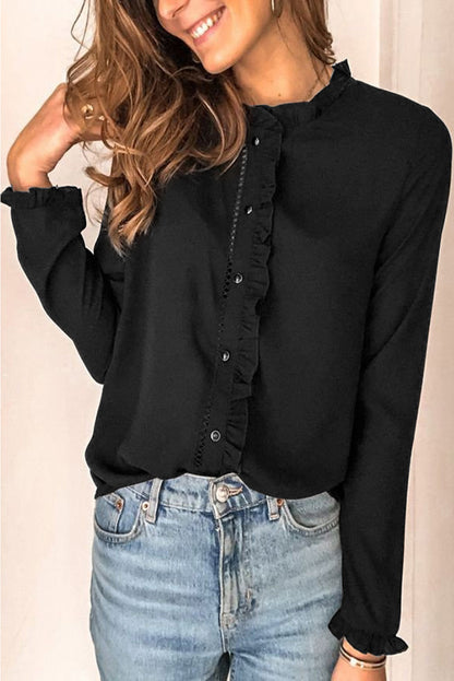 Chemise française boutonnée à encolure volantée