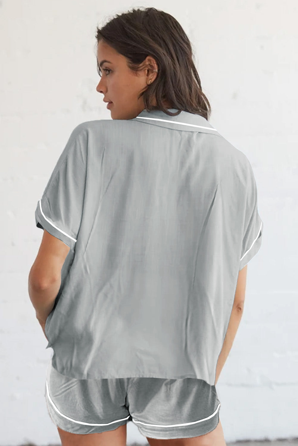 Ensemble pyjama chemise à manches courtes boutonnée et short