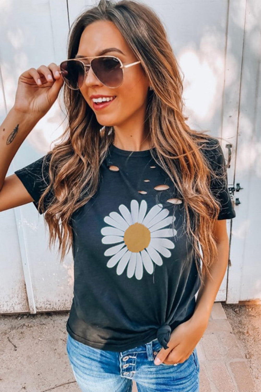 Distressed Crew Neck Leaves Pattern T-shirt