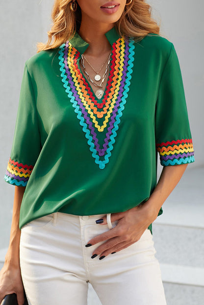 Haut à manches courtes à blocs de couleurs ethniques
