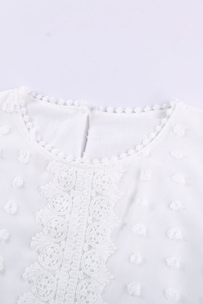 Blusa con manga farol y encaje de lunares