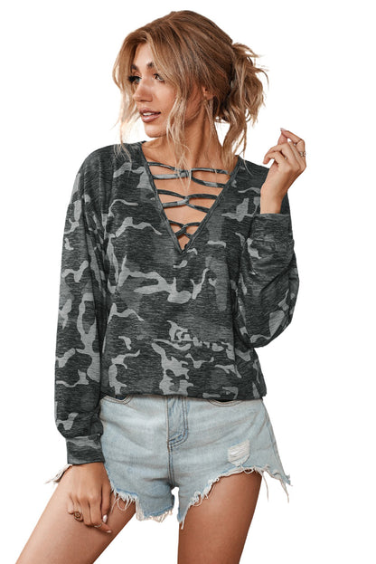 Chemisier camouflage à col en V ajouré