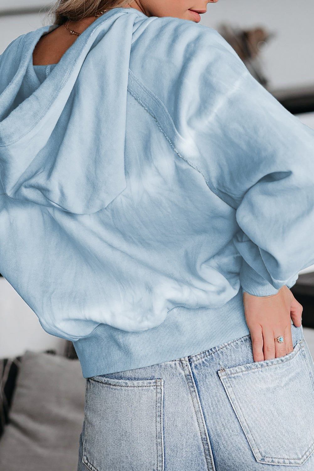 Sudadera tie-dye con bolsillo en algodón