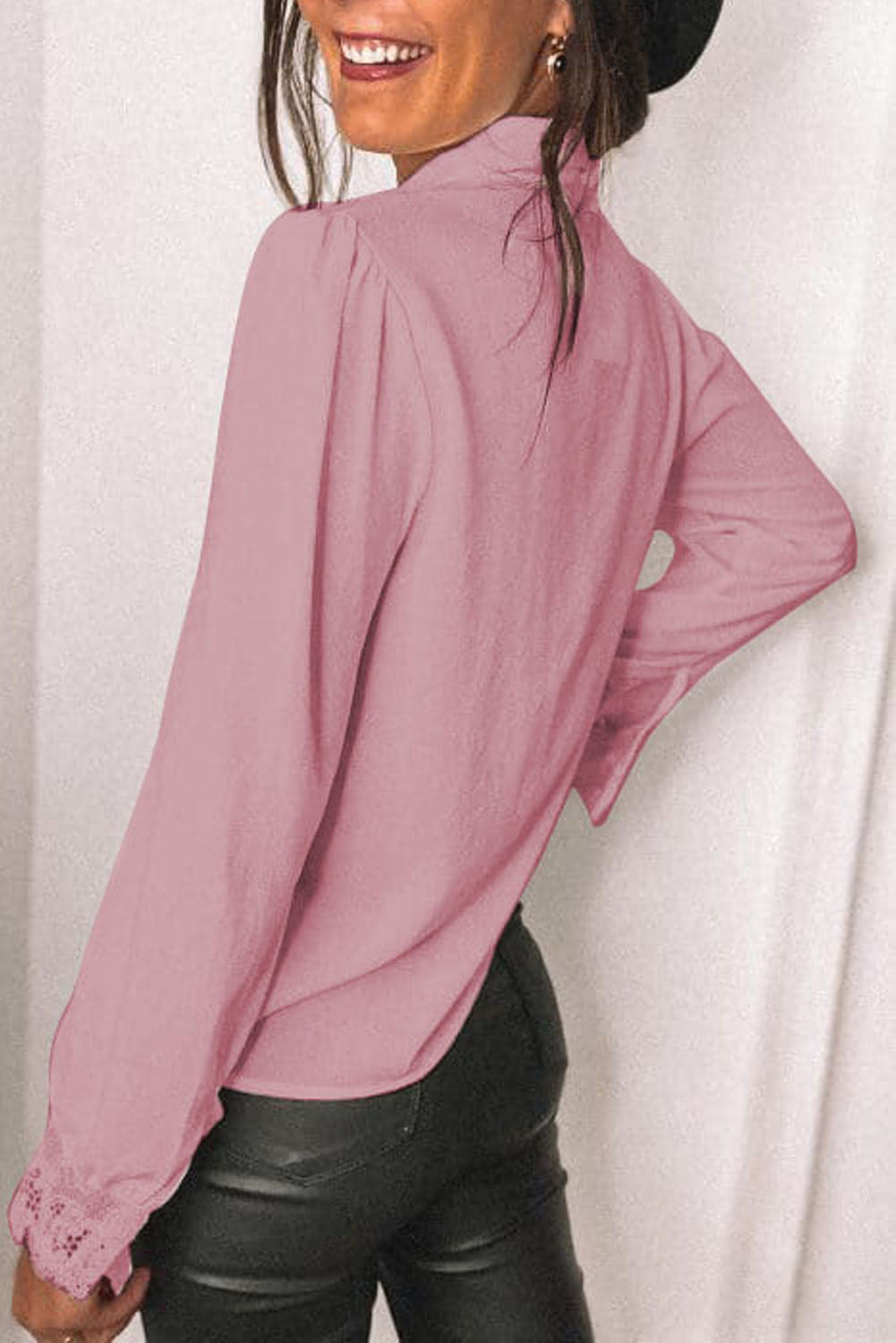 Chemise boutonnée à épissure de dentelle