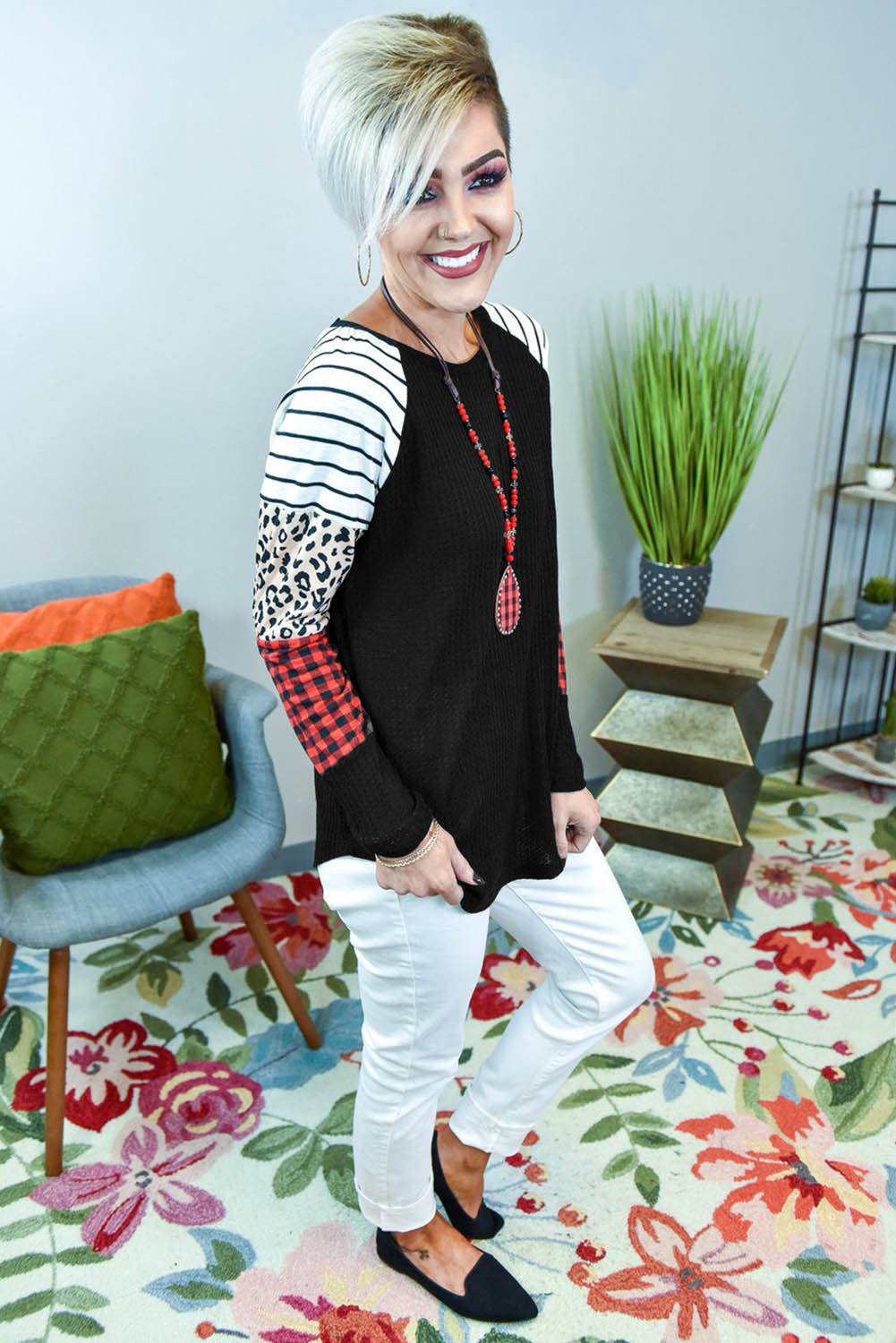 Top de punto gofrado de empalme con estampado de cuello redondo y manga larga